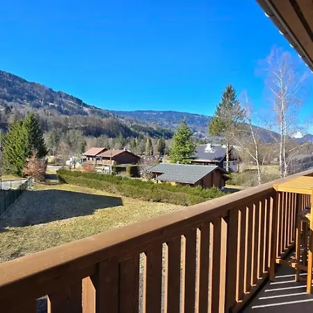 Au Beau Sejour Apartment Samoens